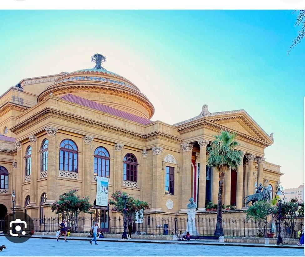 Calimero Luxury Suite Palermo Bagian luar foto